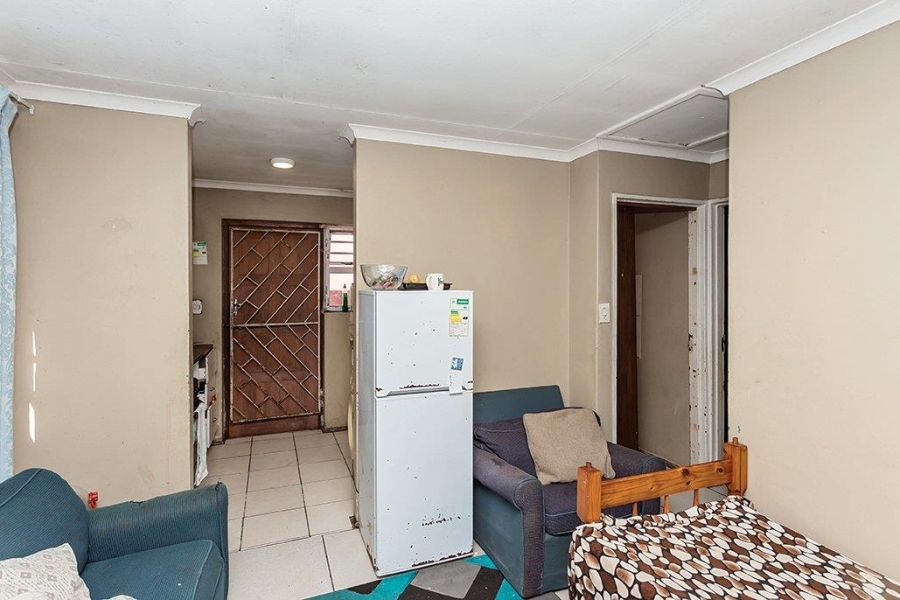 2 Bedroom Property for Sale in Phoenix Western Cape